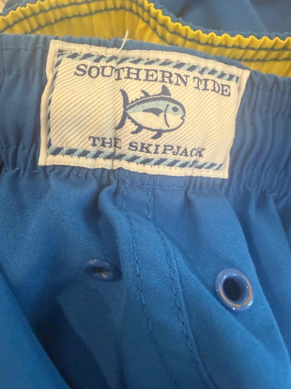 Southern Tide SkipJack Swim Trunks Blue & Yellow Mesh Liner W/ Pockets Mens M 6"